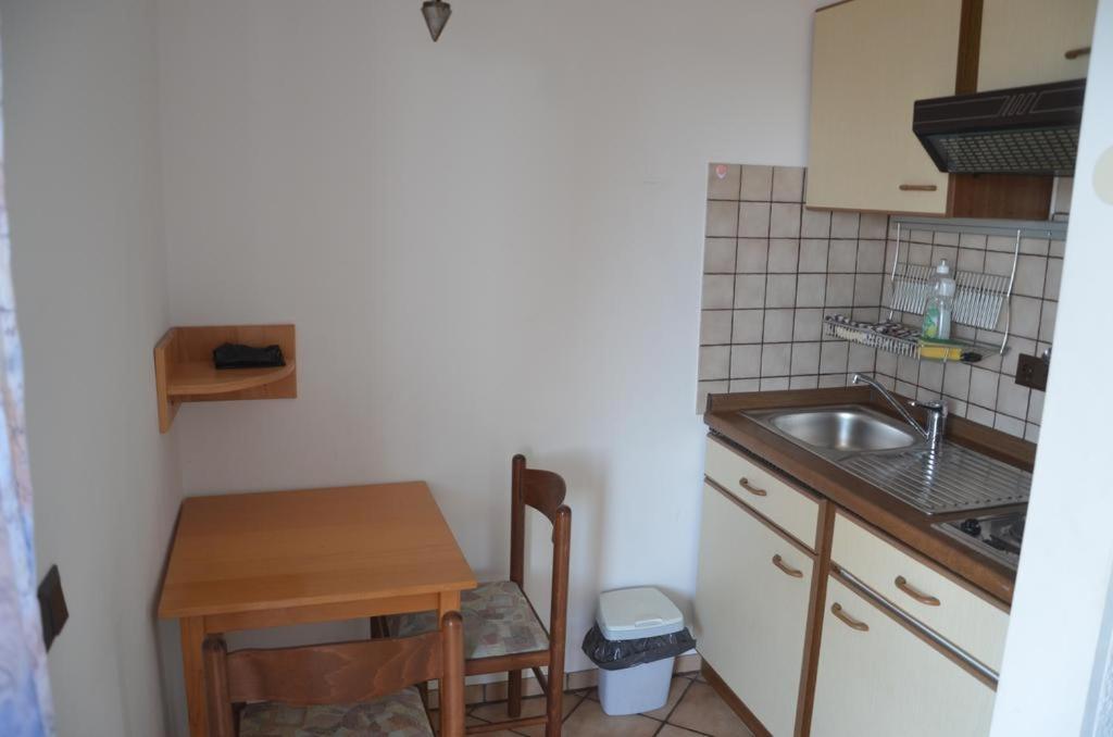 Apartmani Kemac Stara Novalja Exteriér fotografie